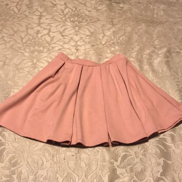 J. Tomson Dresses & Skirts - Pink pleated skater skirt
